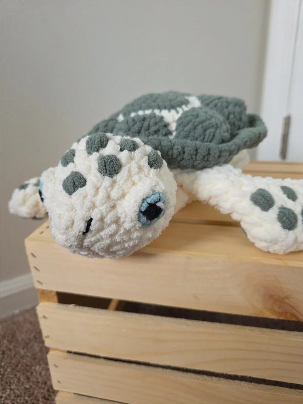 Plush Crochet Turtle Pet Toy - White and Gray